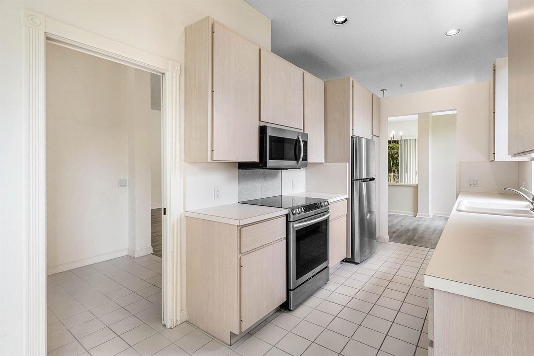 016-7708SoutheastBayCedarCircle-HobeSoun