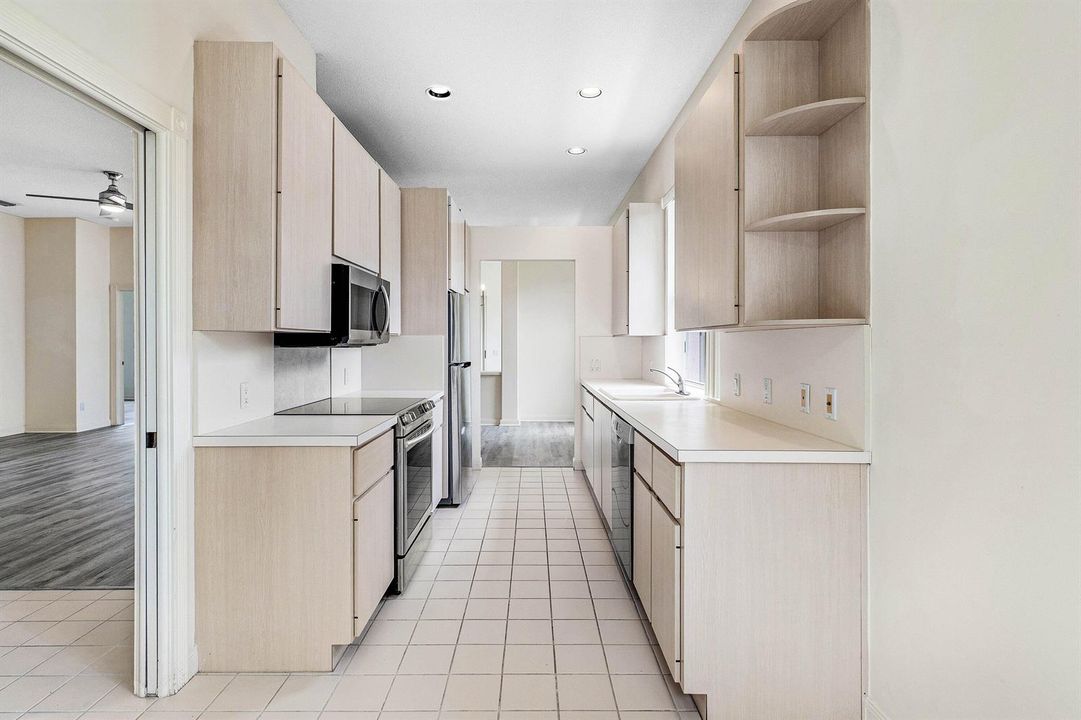 014-7708SoutheastBayCedarCircle-HobeSoun
