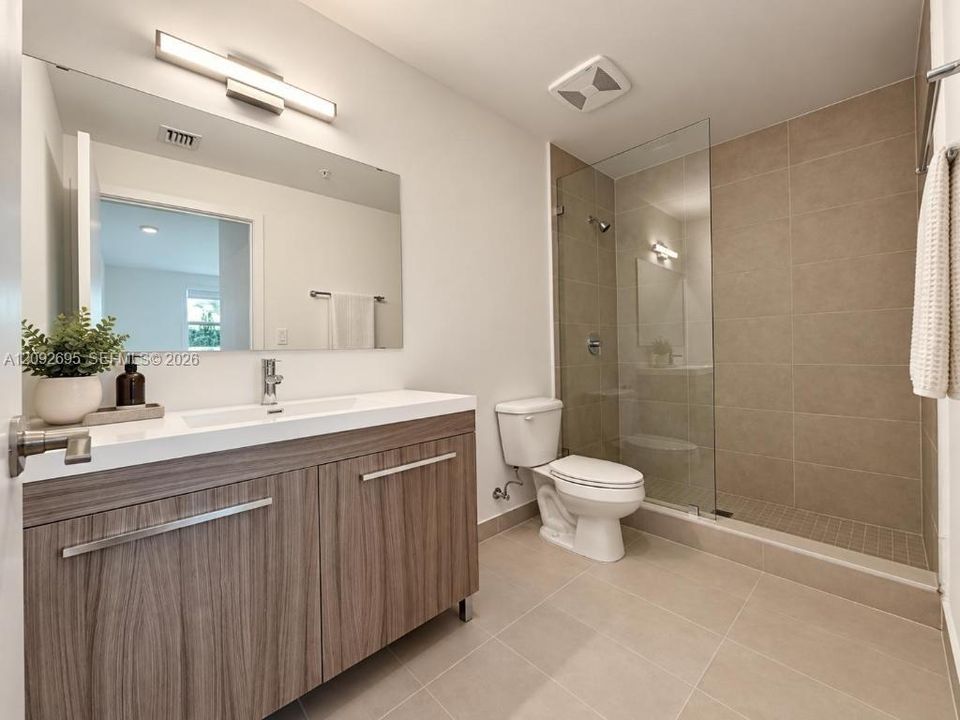 For Rent: $2,475 (2 beds, 2 baths, 0 Square Feet)