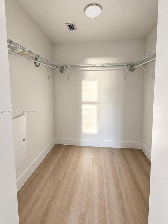For Rent: $2,475 (2 beds, 2 baths, 0 Square Feet)