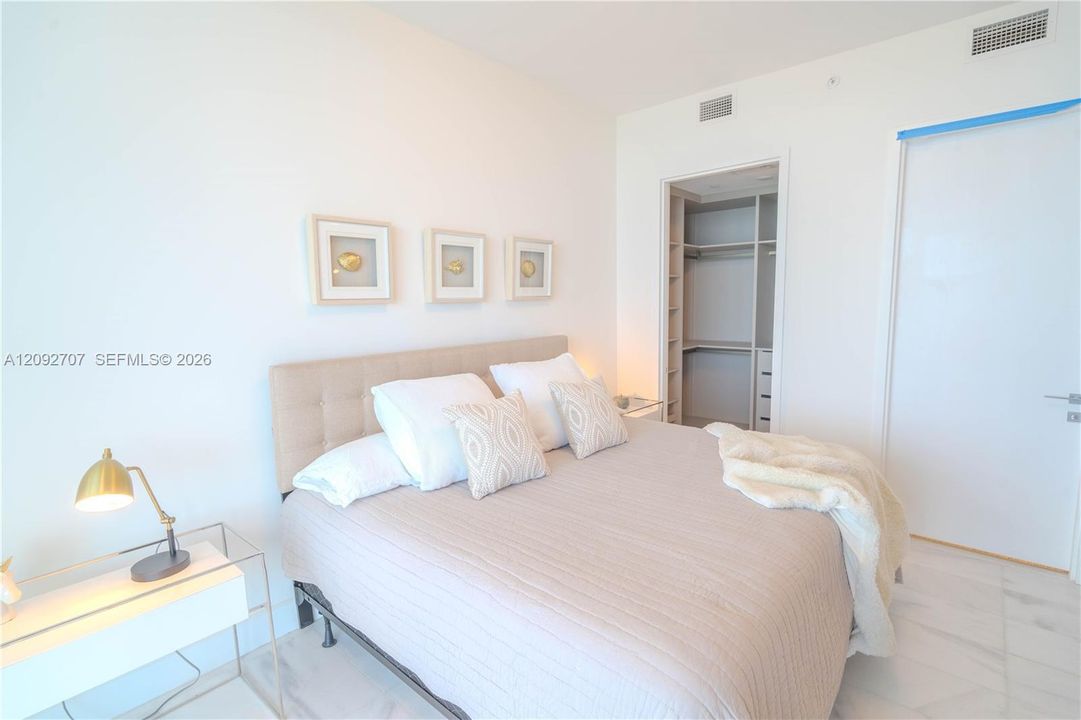 En Renta: $17,000 (3 camas, 3 baños, 2141 Pies cuadrados)