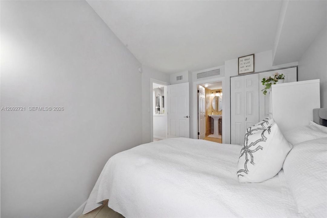 En Renta: $3,650 (2 camas, 2 baños, 1065 Pies cuadrados)