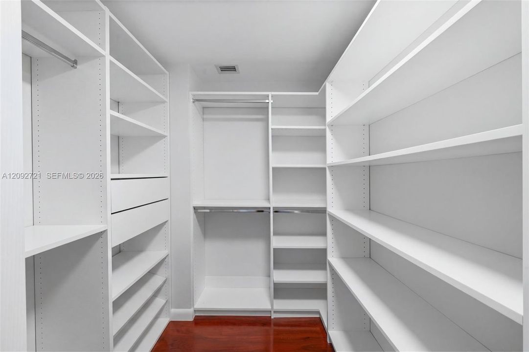En Renta: $3,650 (2 camas, 2 baños, 1065 Pies cuadrados)