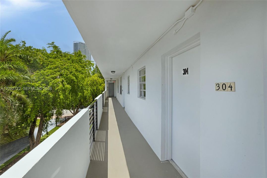 En Venta: $283,900 (1 camas, 1 baños, 660 Pies cuadrados)