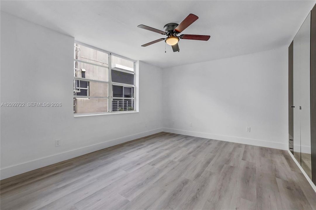 En Venta: $283,900 (1 camas, 1 baños, 660 Pies cuadrados)