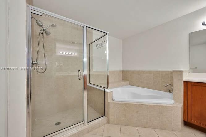 For Rent: $5,000 (2 beds, 2 baths, 2182 Square Feet)