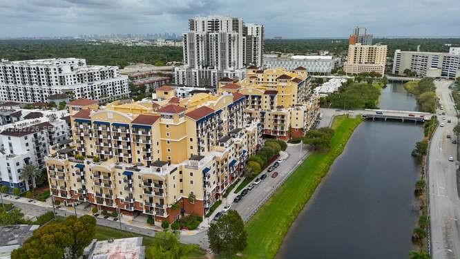 For Rent: $5,000 (2 beds, 2 baths, 2182 Square Feet)