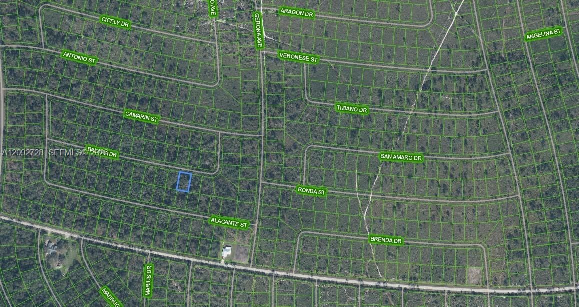 На продажу: $10,900 (0.23 acres)