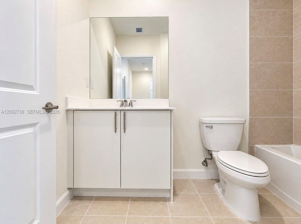 For Rent: $2,400 (3 beds, 2 baths, 0 Square Feet)
