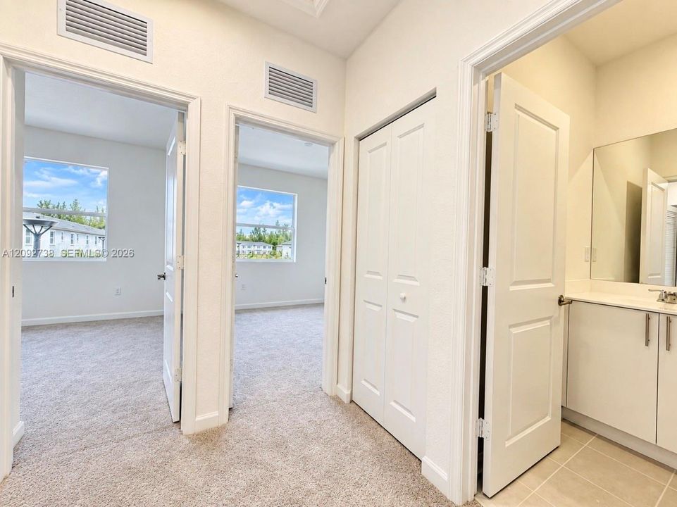 For Rent: $2,400 (3 beds, 2 baths, 0 Square Feet)