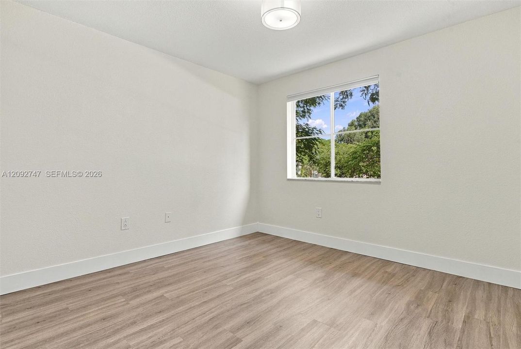 En Renta: $4,500 (4 camas, 2 baños, 1869 Pies cuadrados)