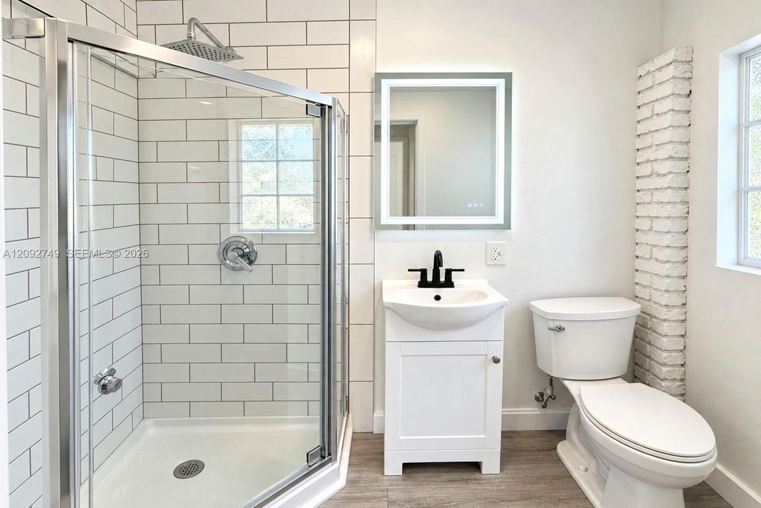 For Sale: $598,000 (3 beds, 3 baths, 1216 Square Feet)