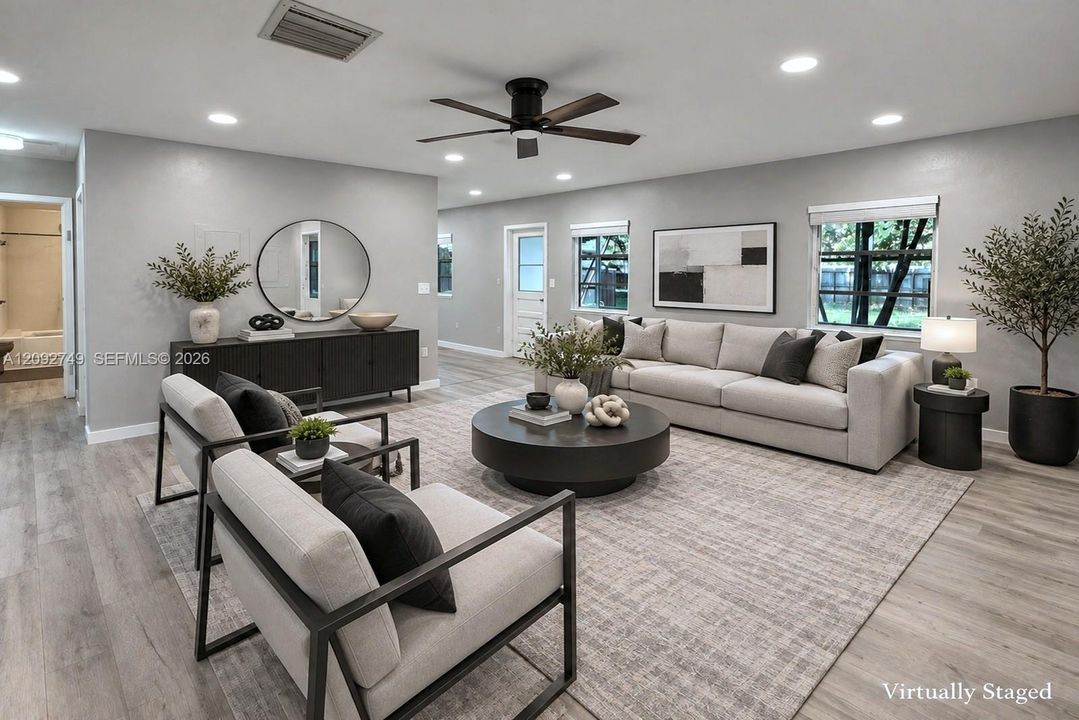 For Sale: $598,000 (3 beds, 3 baths, 1216 Square Feet)