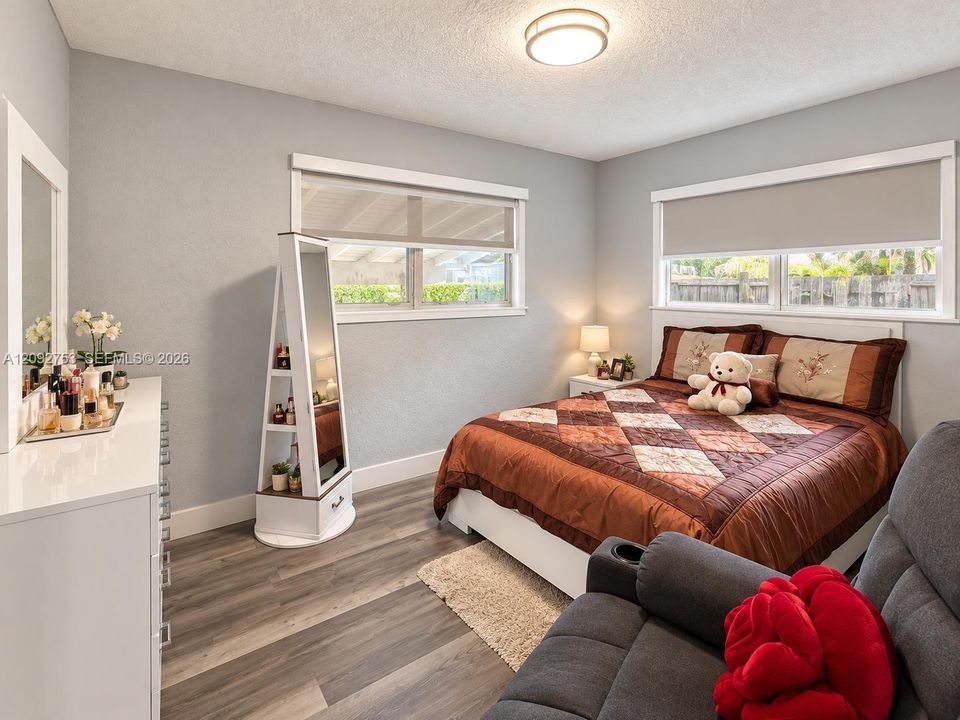 For Rent: $3,459 (3 beds, 2 baths, 1365 Square Feet)