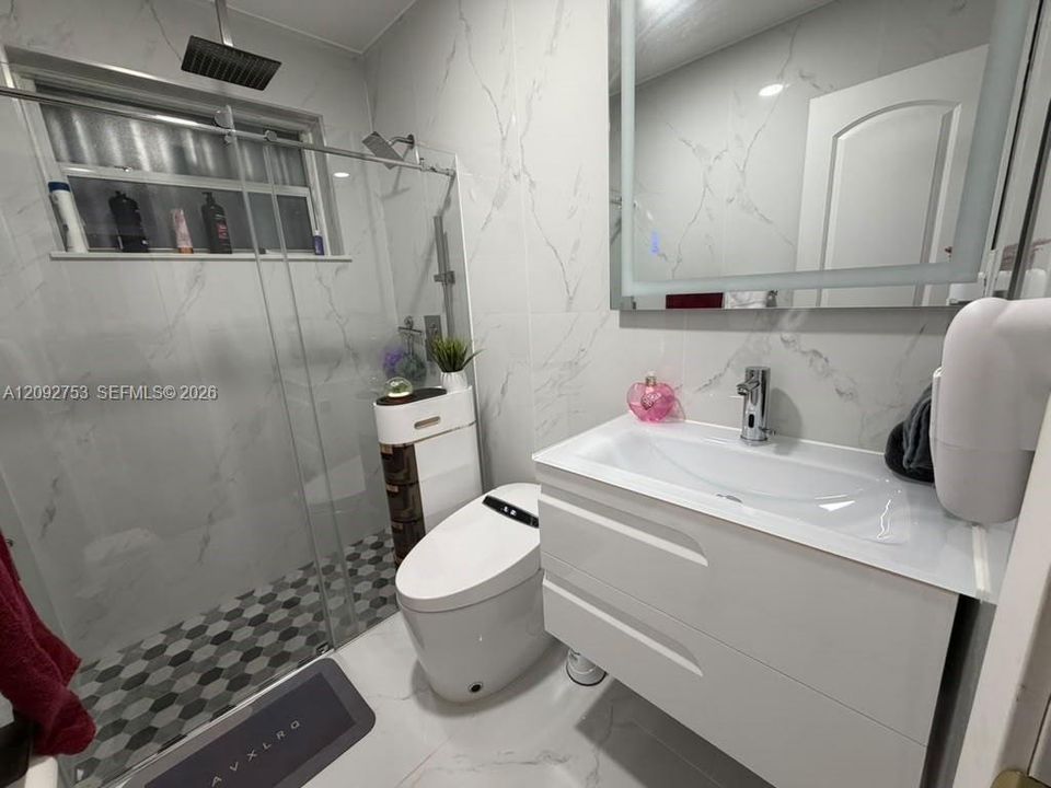 For Rent: $3,459 (3 beds, 2 baths, 1365 Square Feet)