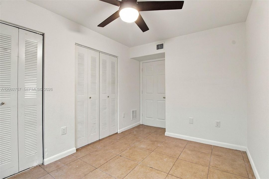 For Rent: $3,700 (4 beds, 2 baths, 1605 Square Feet)