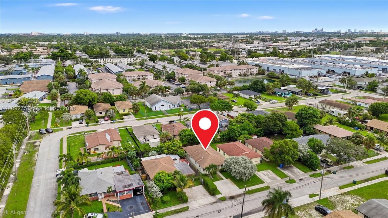 For Rent: $3,700 (4 beds, 2 baths, 1605 Square Feet)