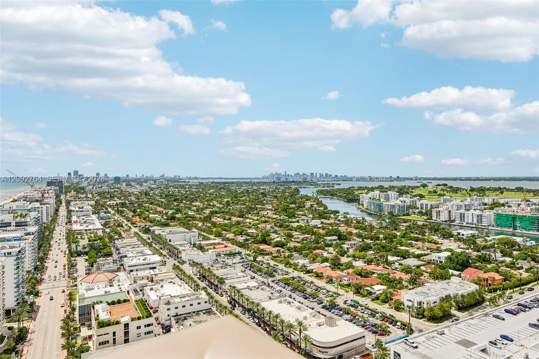 For Sale: $13,900,000 (3 beds, 3 baths, 3524 Square Feet)