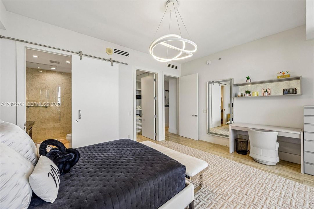 For Sale: $13,900,000 (3 beds, 3 baths, 3524 Square Feet)