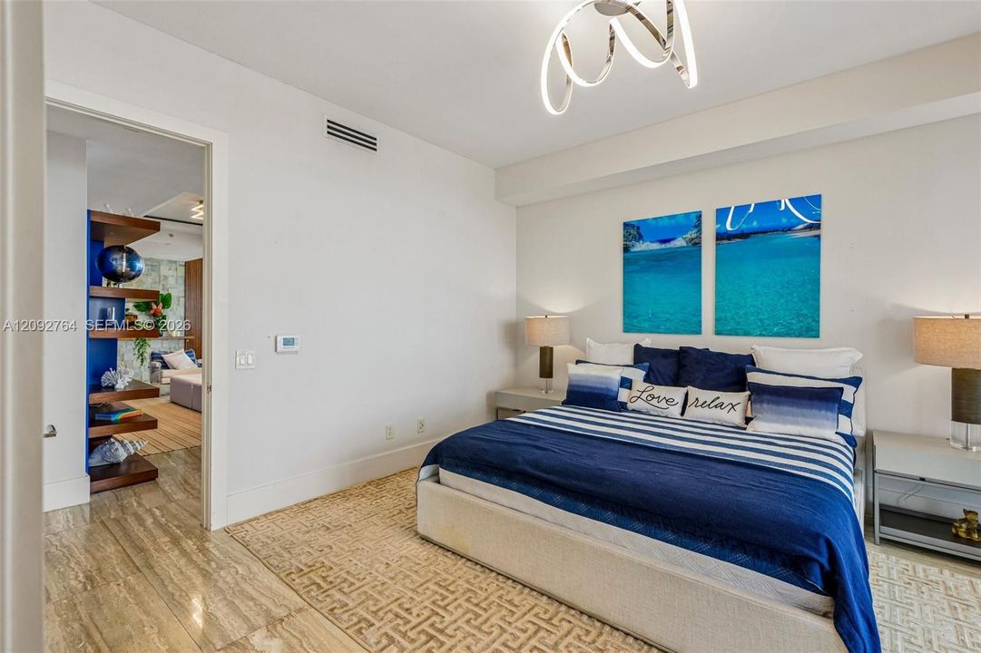 For Sale: $13,900,000 (3 beds, 3 baths, 3524 Square Feet)