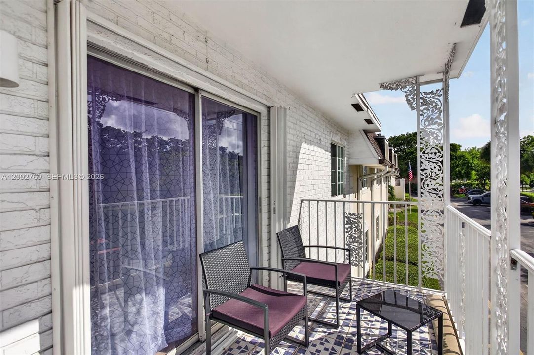 En Venta: $210,000 (2 camas, 2 baños, 920 Pies cuadrados)