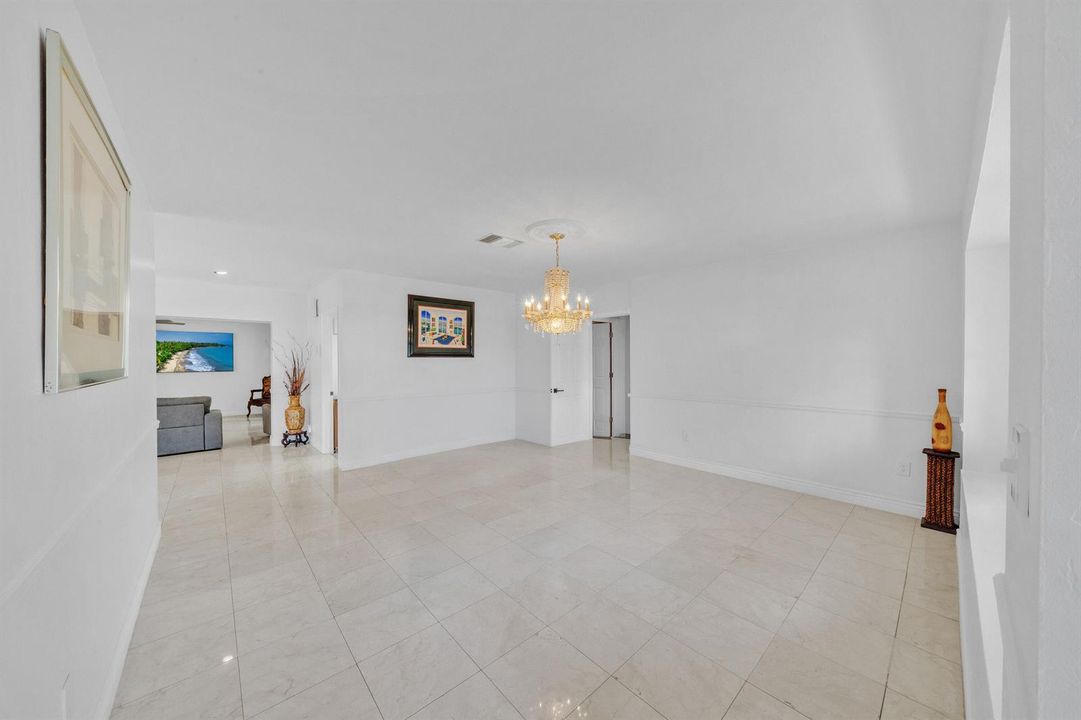 3 Living Area (1)S