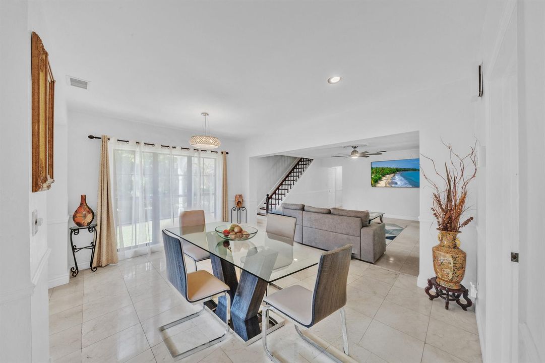 4 Dining Area (1)S