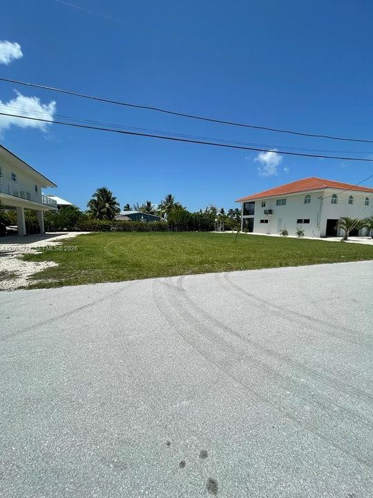 For Sale: $379,900 (7,500 sqft)