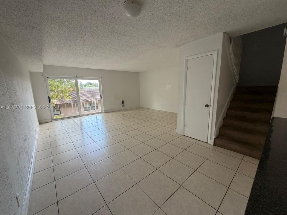 En Venta: $214,900 (3 camas, 2 baños, 1440 Pies cuadrados)
