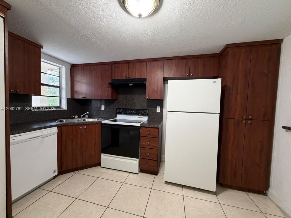 En Venta: $214,900 (3 camas, 2 baños, 1440 Pies cuadrados)