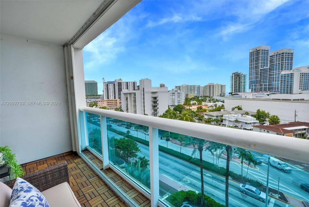 En Venta: $359,000 (1 camas, 1 baños, 910 Pies cuadrados)