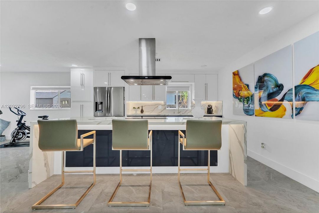 For Rent: $3,700 (3 beds, 2 baths, 1536 Square Feet)