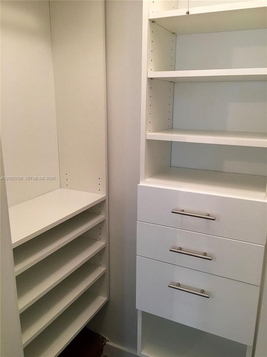 На продажу: $439,000 (1 спален, 1 ванн, 719 Квадратных фут)