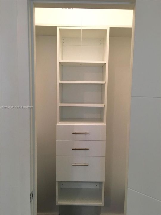 На продажу: $439,000 (1 спален, 1 ванн, 719 Квадратных фут)