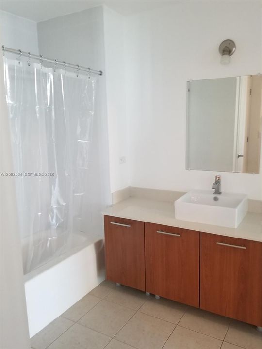 For Rent: $4,200 (2 beds, 2 baths, 1262 Square Feet)