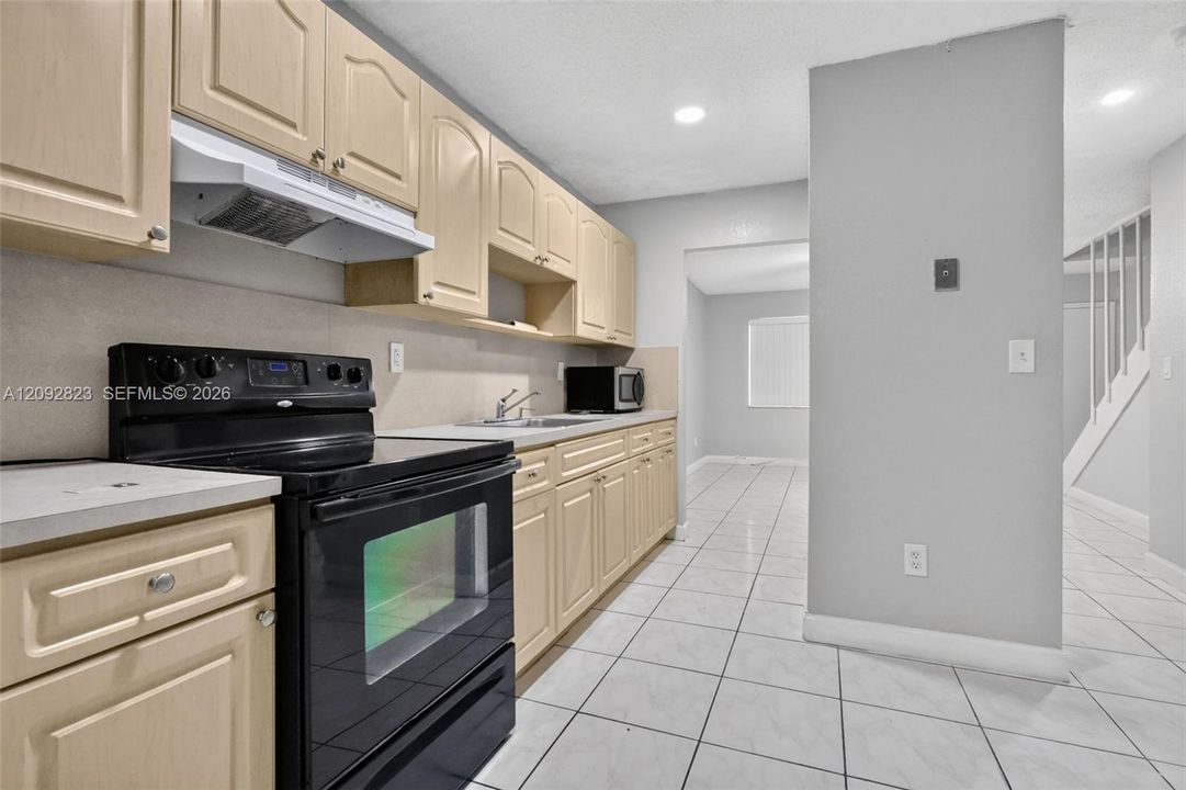 En Venta: $274,888 (2 camas, 2 baños, 1085 Pies cuadrados)