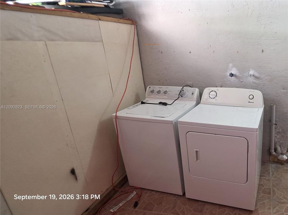 En Venta: $274,888 (2 camas, 2 baños, 1085 Pies cuadrados)