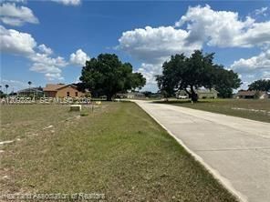 На продажу: $33,900 (0.30 acres)
