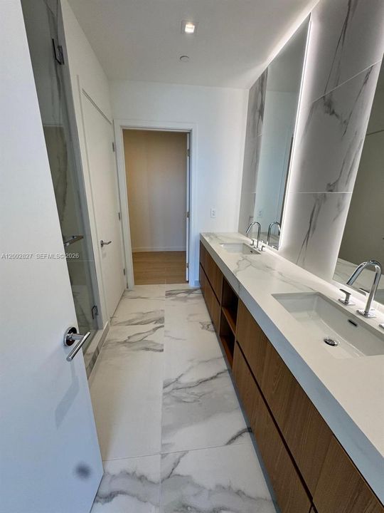 En Venta: $1,930,000 (2 camas, 3 baños, 0 Pies cuadrados)