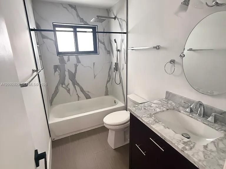 En Renta: $3,499 (4 camas, 3 baños, 1914 Pies cuadrados)