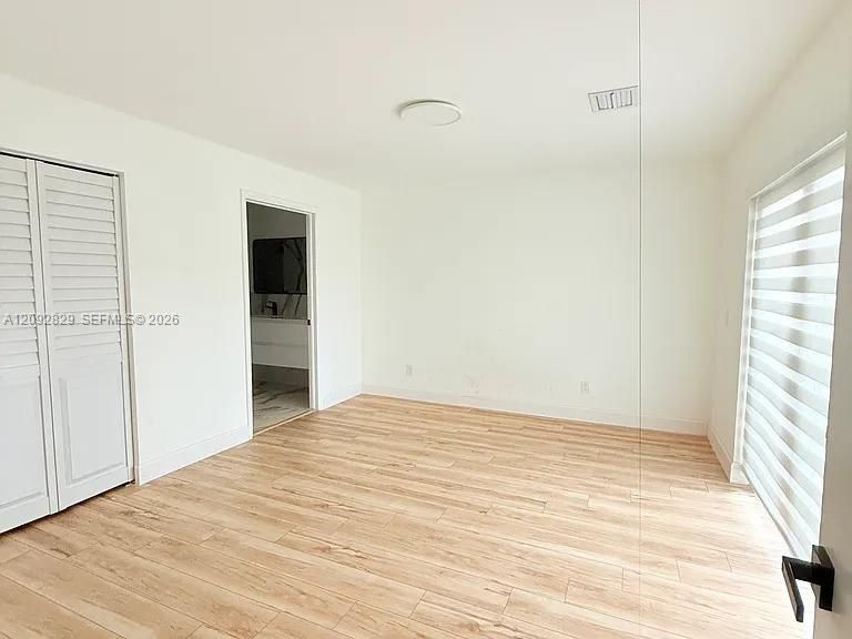 En Renta: $3,499 (4 camas, 3 baños, 1914 Pies cuadrados)