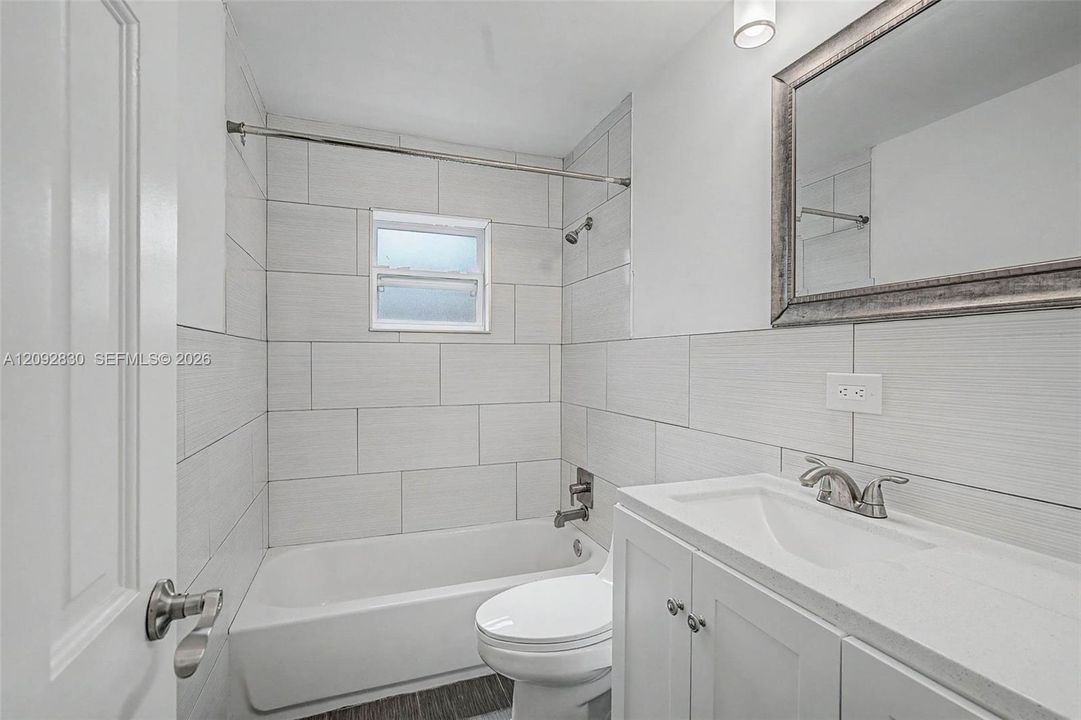 В аренду: $4,300 (4 спален, 3 ванн, 1722 Квадратных фут)