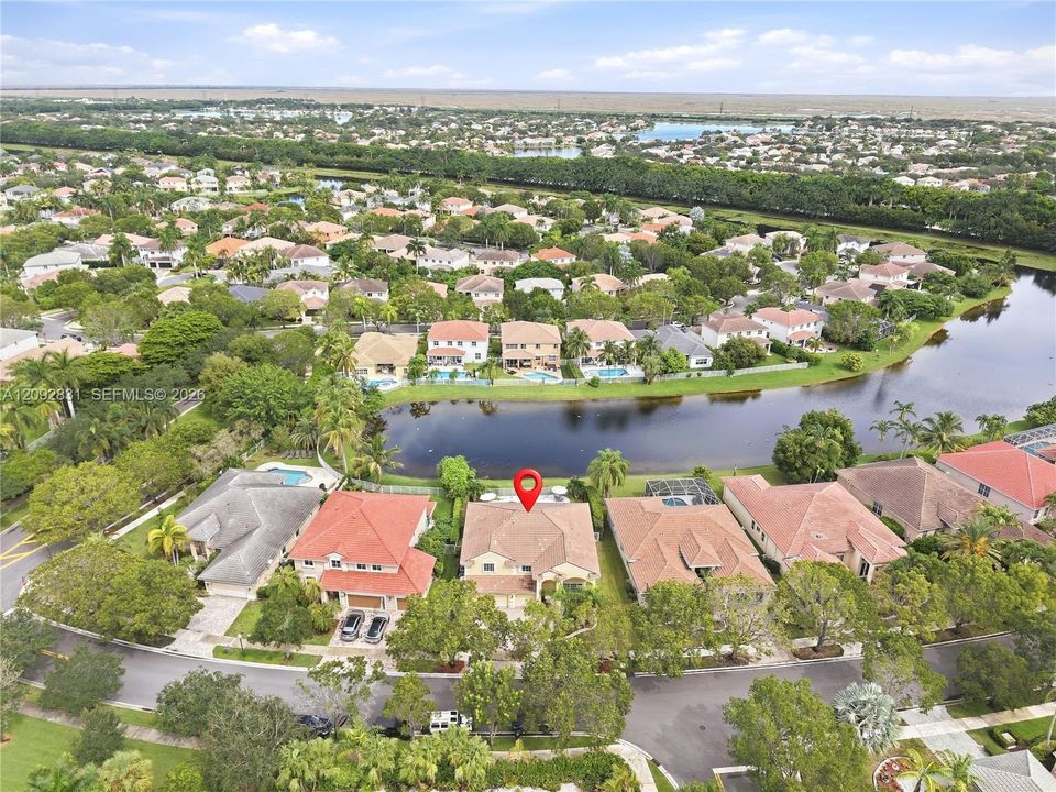 En Venta: $1,559,000 (6 camas, 5 baños, 3894 Pies cuadrados)