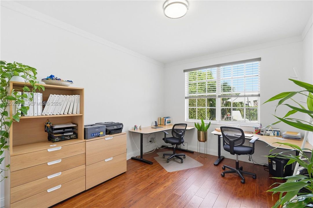 En Venta: $1,559,000 (6 camas, 5 baños, 3894 Pies cuadrados)
