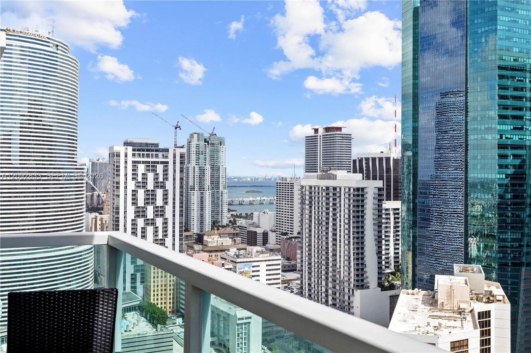 For Sale: $749,000 (3 beds, 2 baths, 1419 Square Feet)