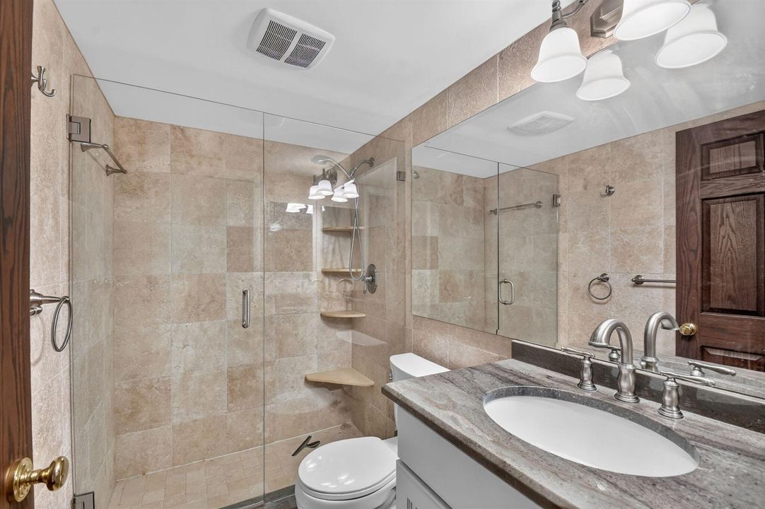 2nd Bathroom