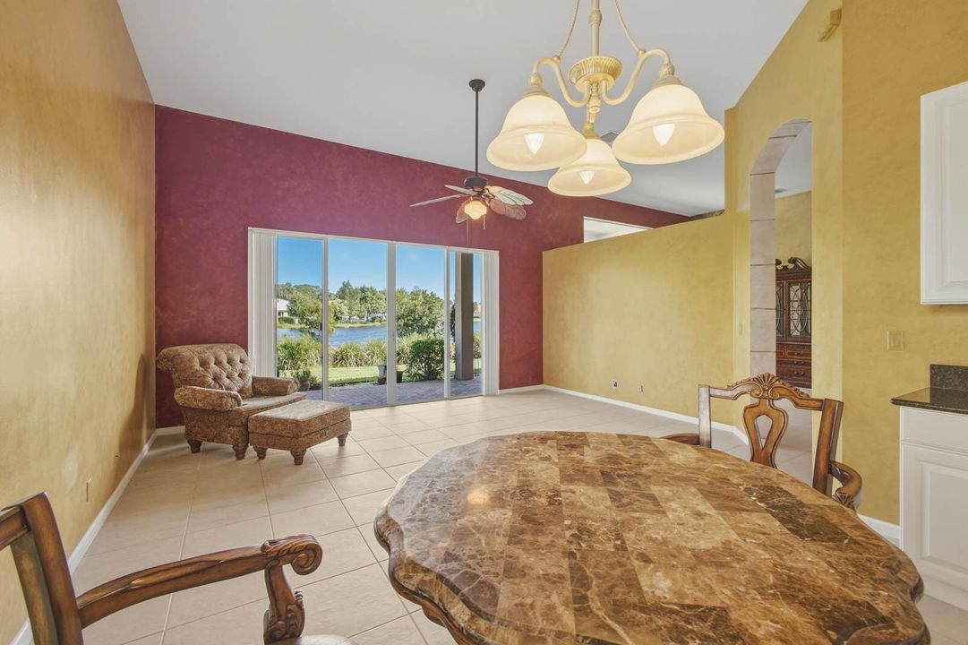 014_-_Family_Room_3