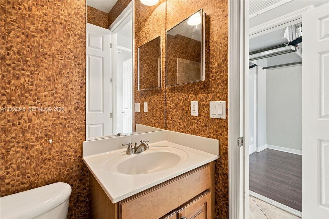 1st floor Bathroom