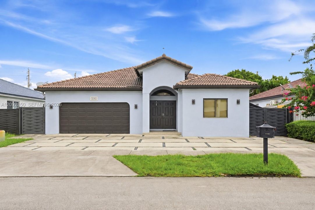 For Sale: $865,000 (4 beds, 3 baths, 2107 Square Feet)
