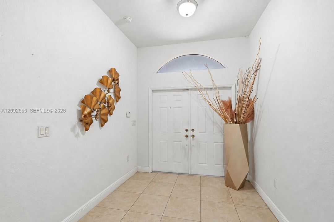 For Sale: $865,000 (4 beds, 3 baths, 2107 Square Feet)